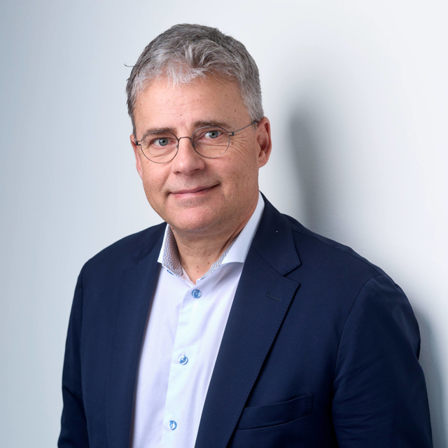 Man in suit (Mats Johansson, CEO of Assemblin Caverion Group)